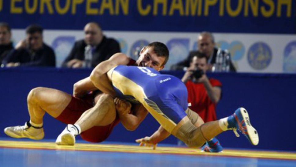 Александър Костадинов: Поясът на "Никола Петров" има особена стойност