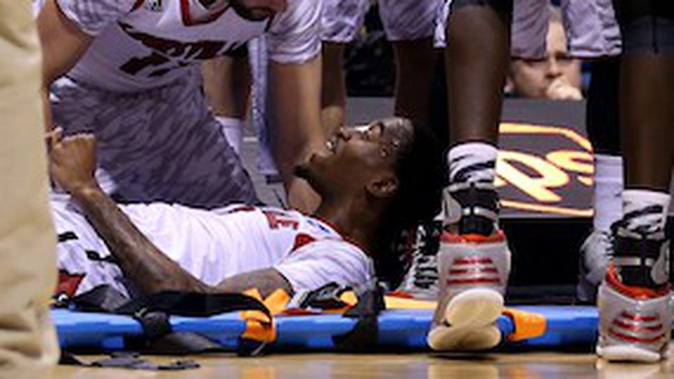 Тежко контузен гард вдъхнови Луивил за разгром над Дюк (видео)