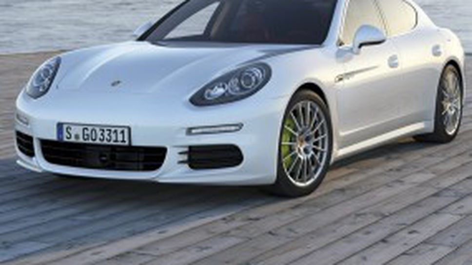 Новото Porsche Panamera с турбо V6 и Plug-in Hybrid (Видео)