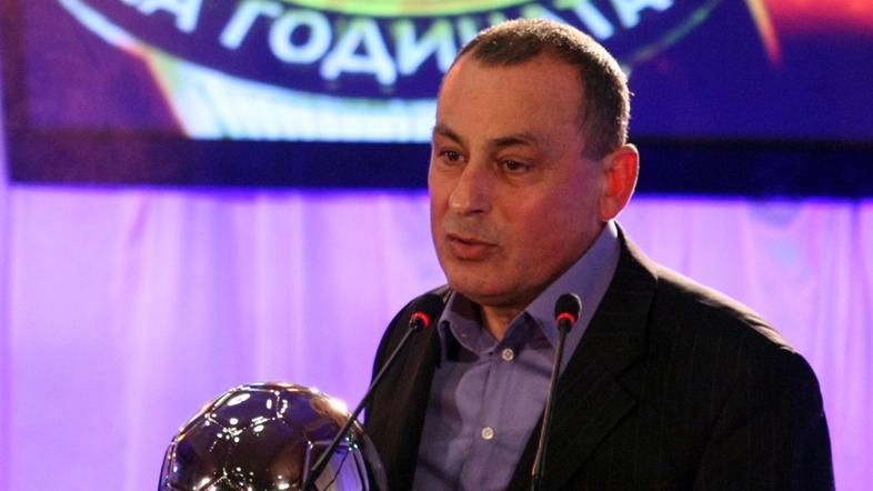 Мадански към Илиян Енев: И ти оттук можеш да ръководиш Германия