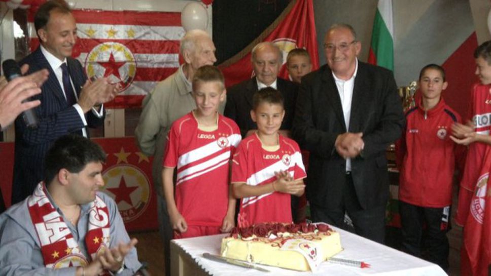 ЦСКА отпразнува 65-ия си юбилей със скромна церемония