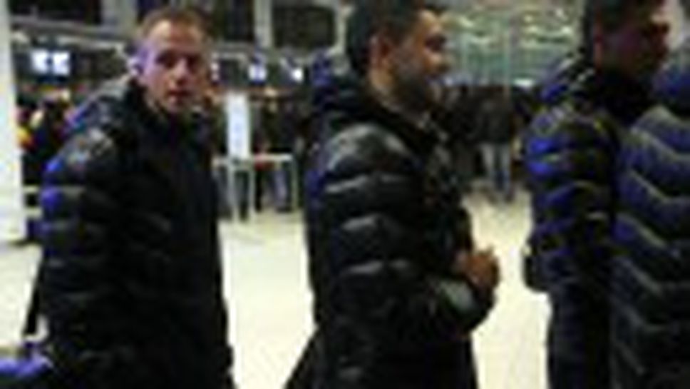 Играчите на Левски заминаха за първия лагер за 2012 г. в Кипър