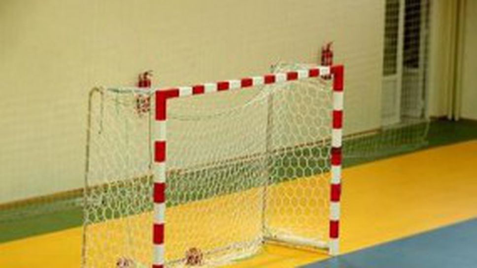 Бивш хандбален национал прекратява кариерата си след 17 години във Франция