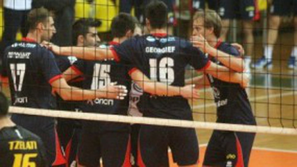 Страхотен Венци Георгиев с 19 точки, Ники (Либаново) с втора победа в плейаутите в Гърция