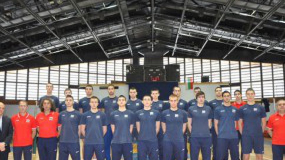 Съставът на България за Евроволей 2013 за кадети