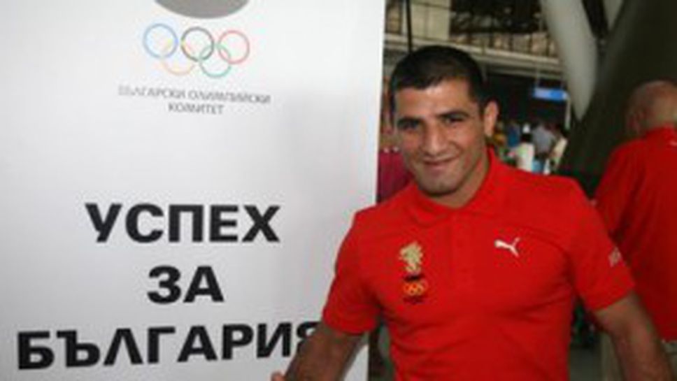 Армен Назарян ще гостува на Олимпиадата на Американския университет