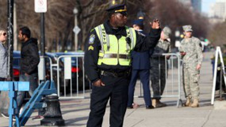 Мерките за сигурност в Бостън бяха затегнати след експлозиите на маратона