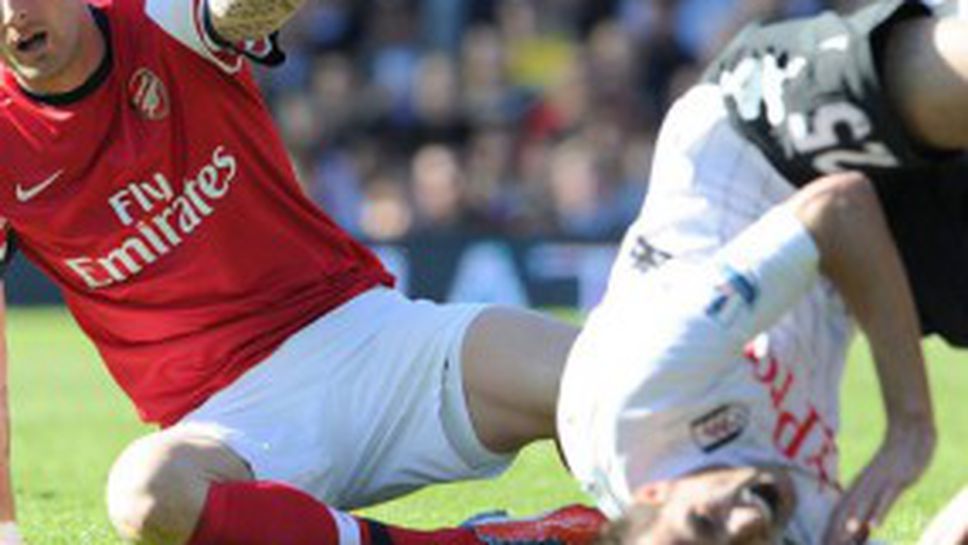 Арсенал обжалва червения картон на Жиру за нарушението срещу Манолев
