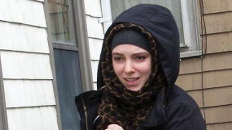 Жената на убития Царнаев била "типично американско момиче, но с промит мозък"
