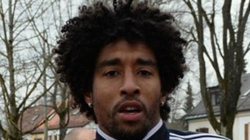 Данте: След Меси Иниеста е най-добрият