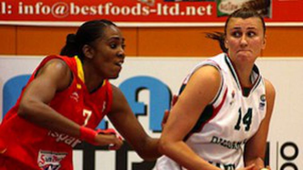 14 състезателки в разширения състав на женския национален отбор