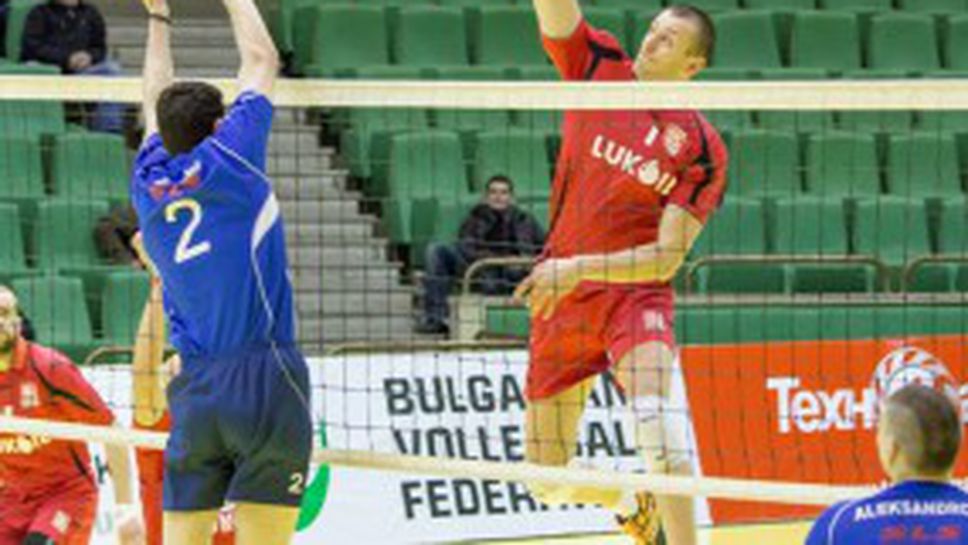 И Стоян Самунев в националния отбор, волейболистите сменят София с Благоевград