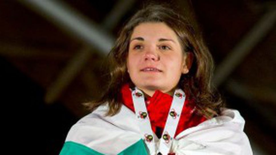 Ния Димитрова: Оставам си българка