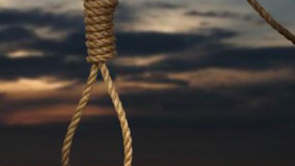 Президент на руска боксова федерация бе намарен обесен у дома си