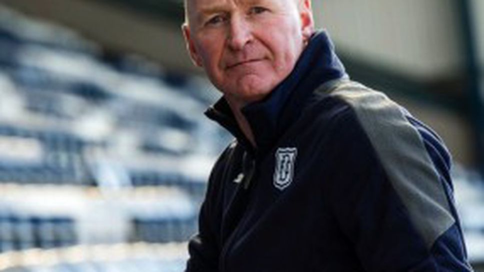 Джон Браун стана постоянен мениджър на ФК Дънди