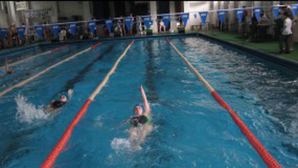 Плувният празник за ветерани премина при сериозен зрителски интерес