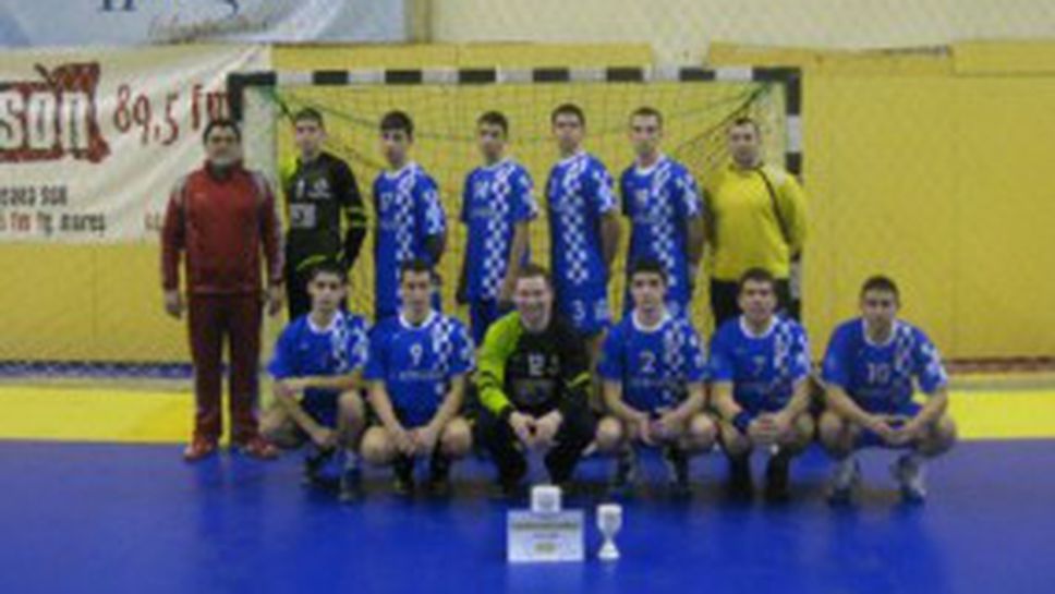 Хандбалистите на Спартак станаха шампиони при 19-годишните