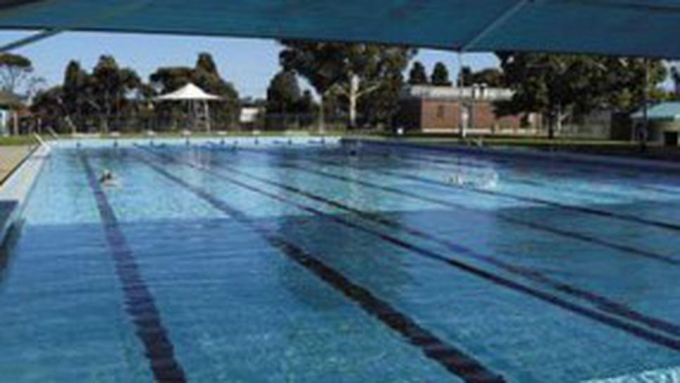 Антъни Иванов с нови два рекорда