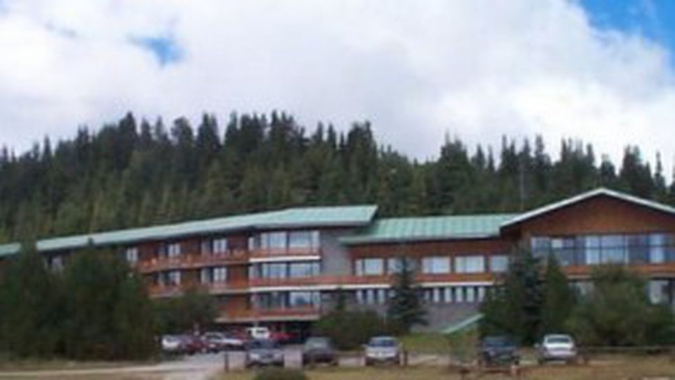 Катарските гости впечатлени от спортния комплекс "Белмекен"