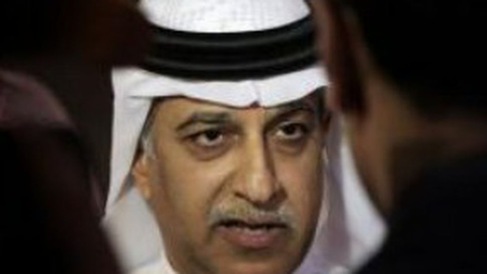 Един от претендентите за поста президент на АФК се отказа