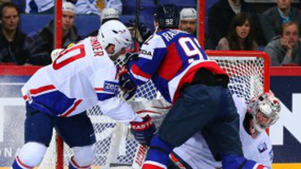 Словакия победи Франция в първия мач от световното по хокей на лед