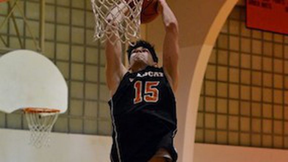 Георги Фунтаров ще играе колежански баскетбол в Калифорния