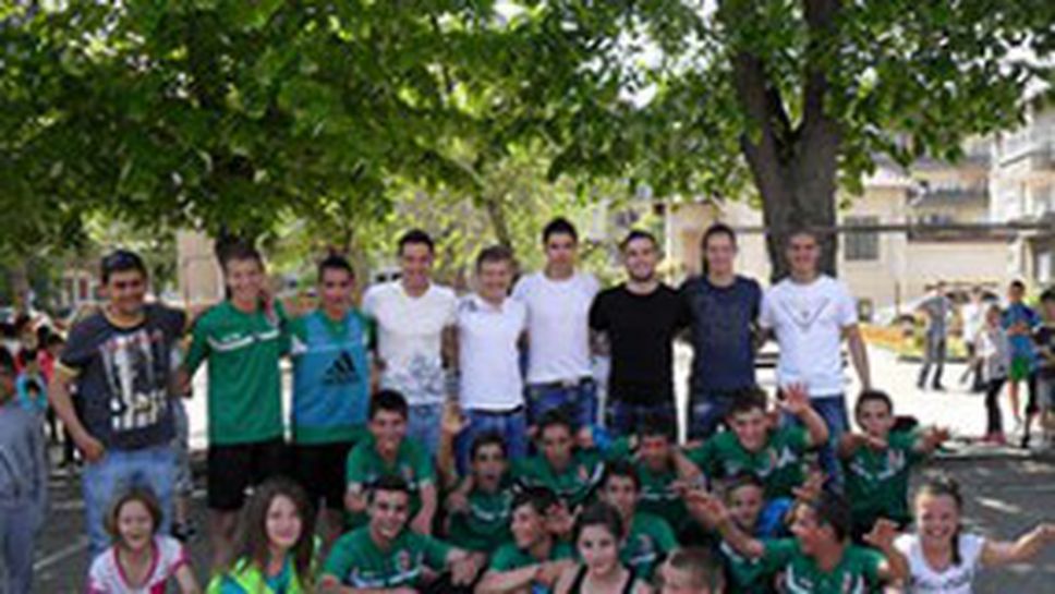 Георги Миланов подари спортен празник на училище в Ловеч