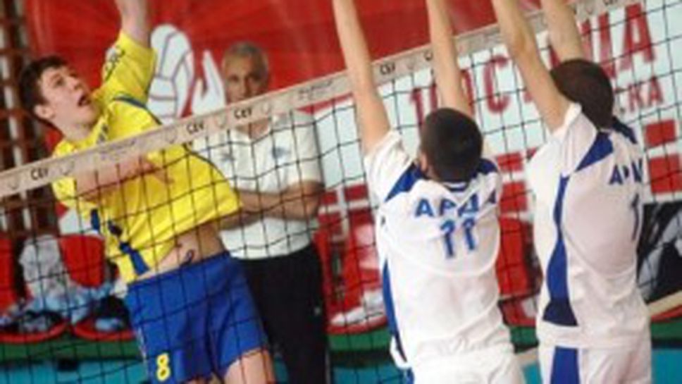 Виктория Волей и Марек започнаха с успех в група А на републиканското за юноши младша