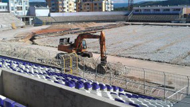 Стадионът във Велико Търново ще е готов до края на юни