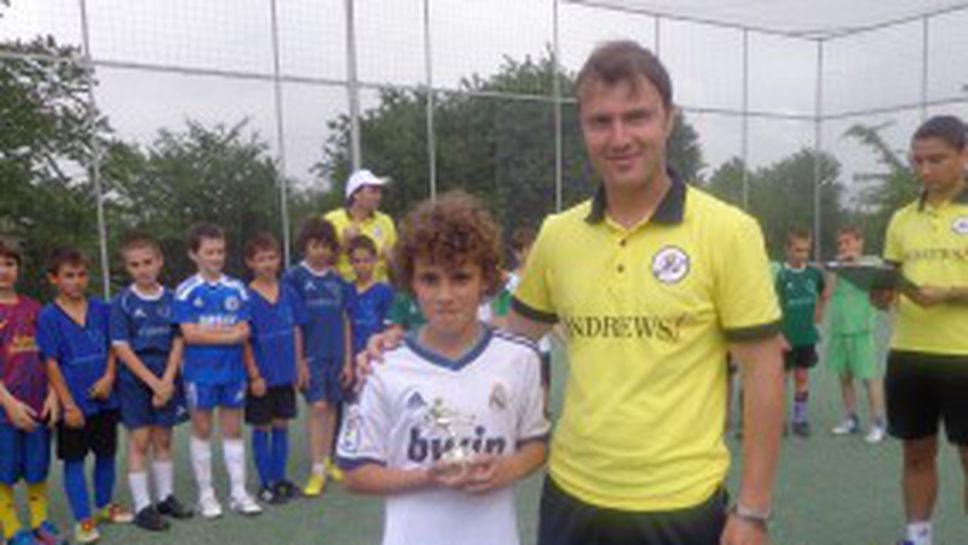 Синът на Валентин Илиев спечели голмайсторски приз на турнир на "Лъвчетата"