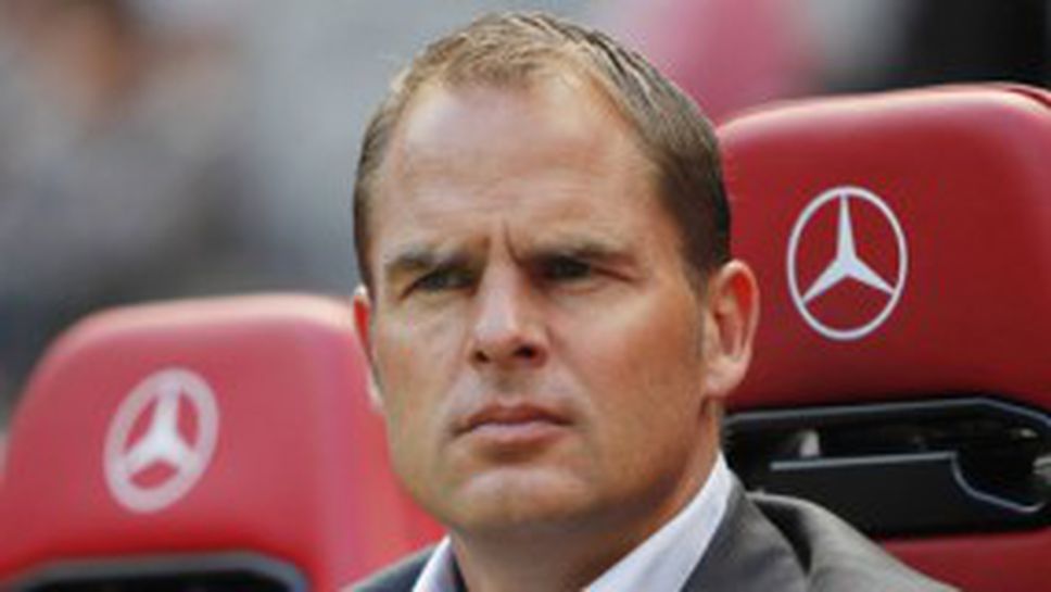 Франк де Бур продължи договора си с Аякс