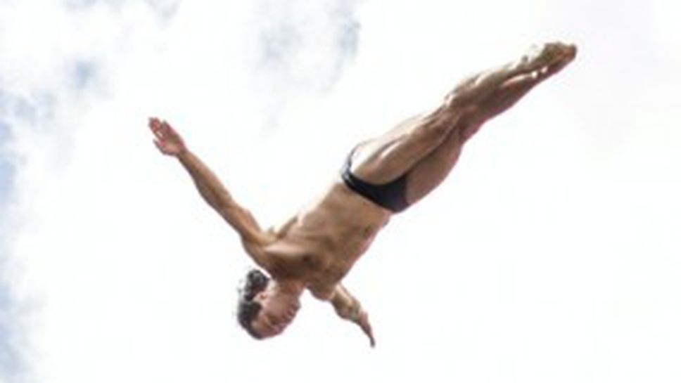 Тодор Спасов ще участва в първата  серия през 2013 на световното състезание Red Bull Cliff Diving