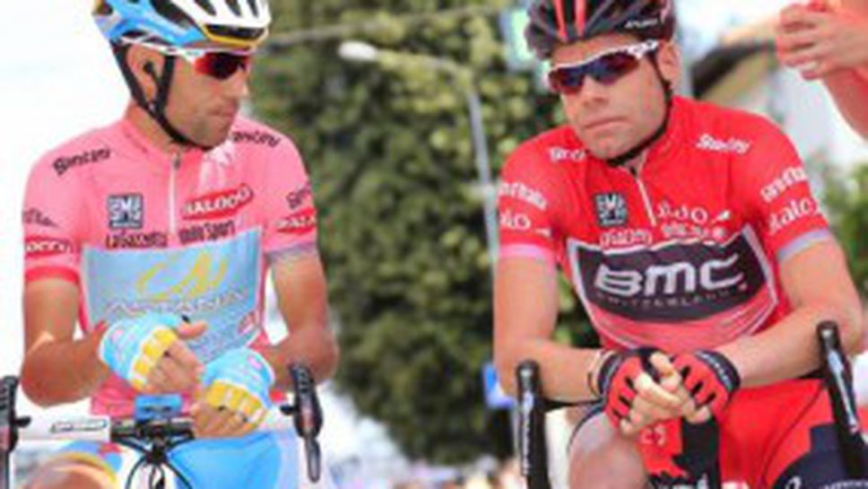 Отмениха днешния етап на Обиколката на Италия заради сняг