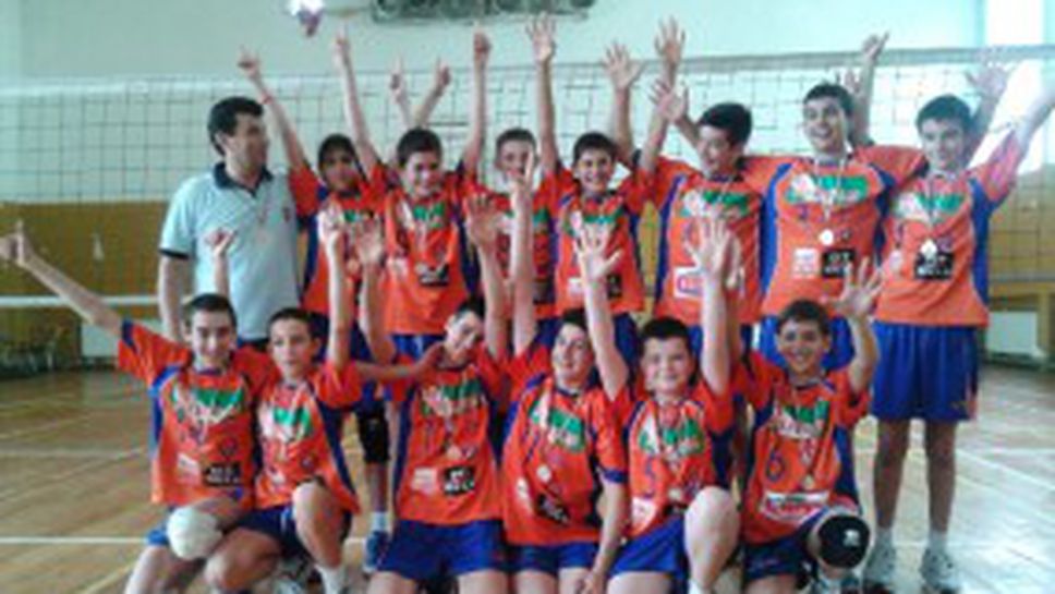 Виктория Волей спечели междурегионалното U12