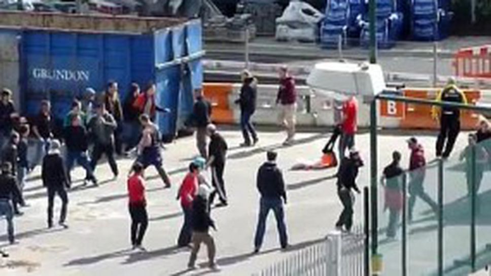 Феновете на Байерн и Борусия се сбиха в Лондон (видео)