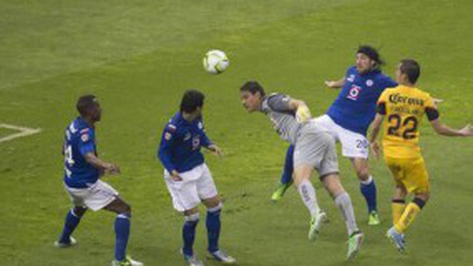 Изключителна драма и вратар-герой в мача за титлата в Мексико (видео)