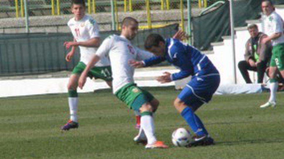 Владимир Стоянов извика 22-ма играчи за елитния кръг