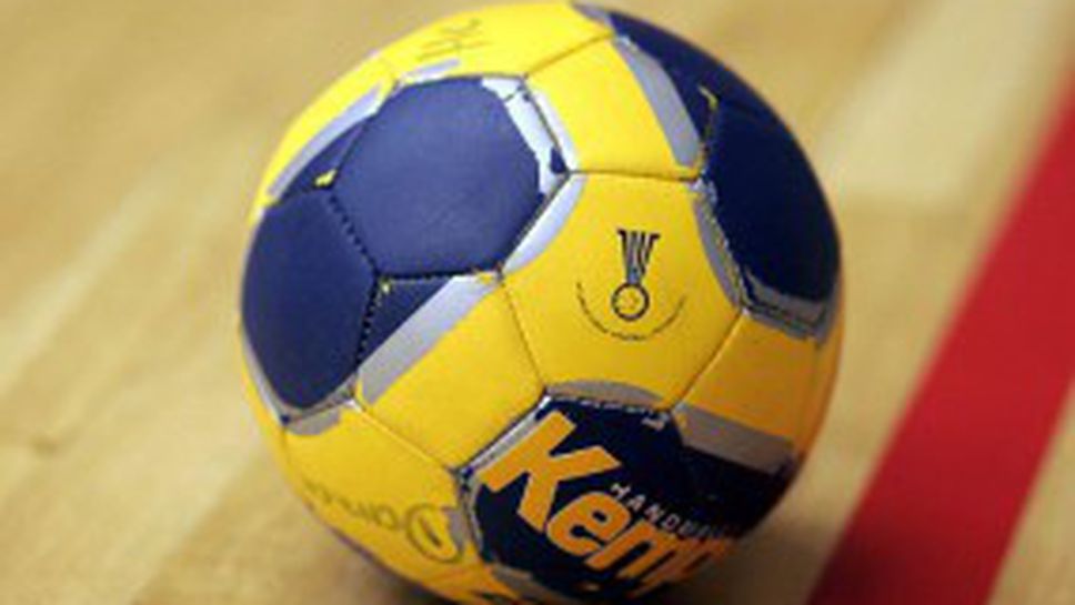 Етър с първа победа във финалния плейоф на женското хандбално първенство