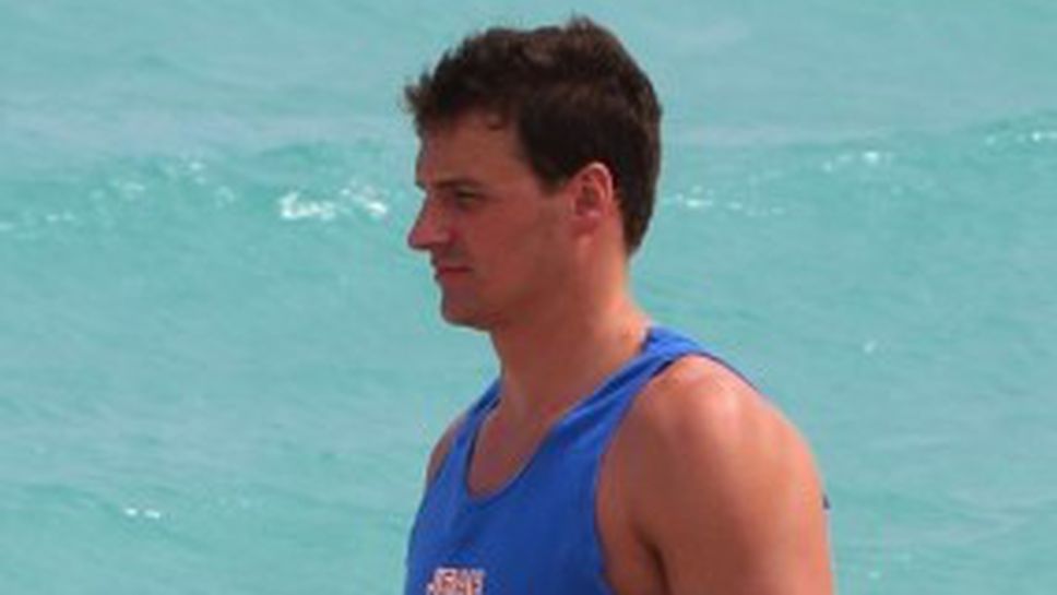 Зарязаха Лохте по телефона