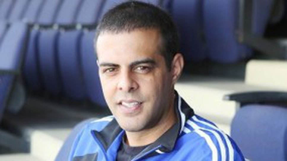 Селекционерът на младежите на Израел поема Стандарт Лиеж