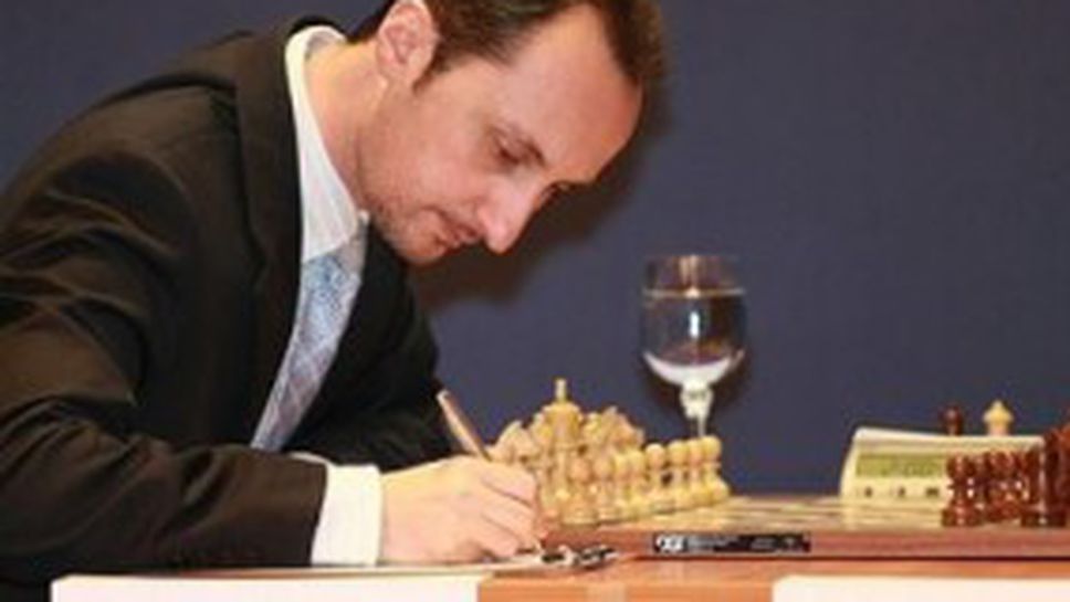 Топалов с реми в петия кръг в Солун