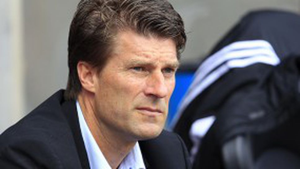 Аякс призова Лаудруп в съда с обява във вестник