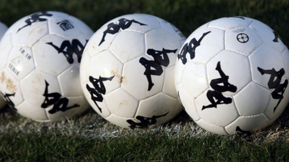 Български футболист подписва с Албинолефе