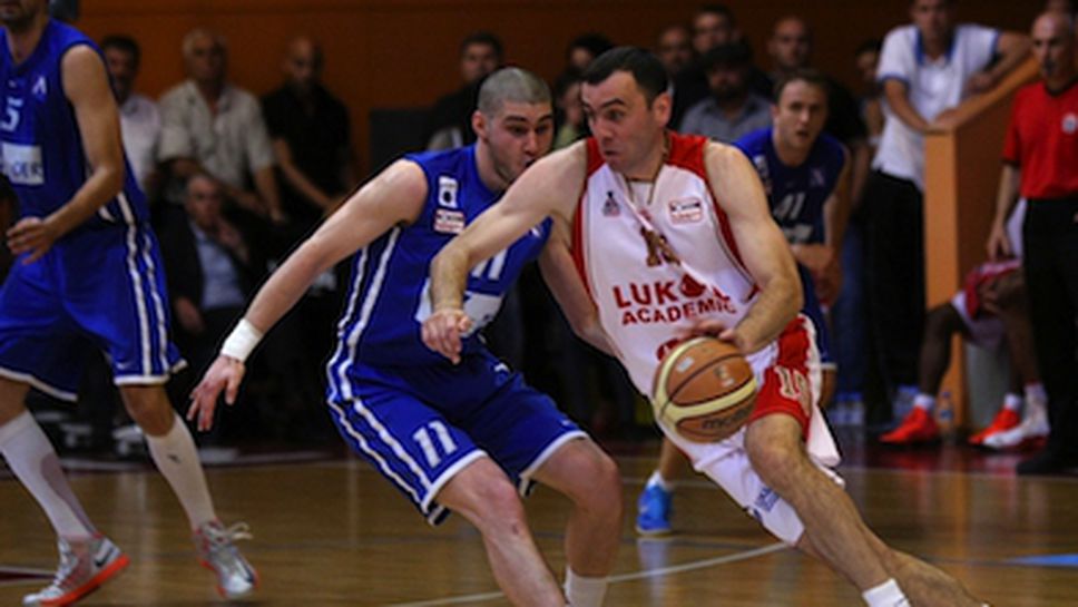 Тодор Стойков е вариант за спортен директор на Лукойл