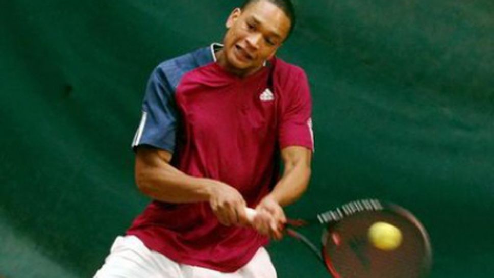 Наказаха тенисист заради залози