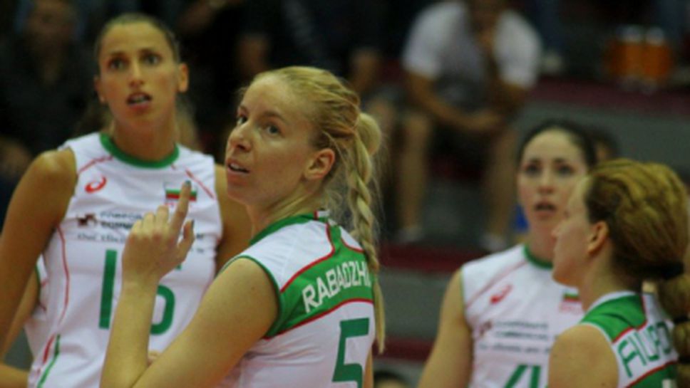 Волейболистките на България отпътуваха за Турция