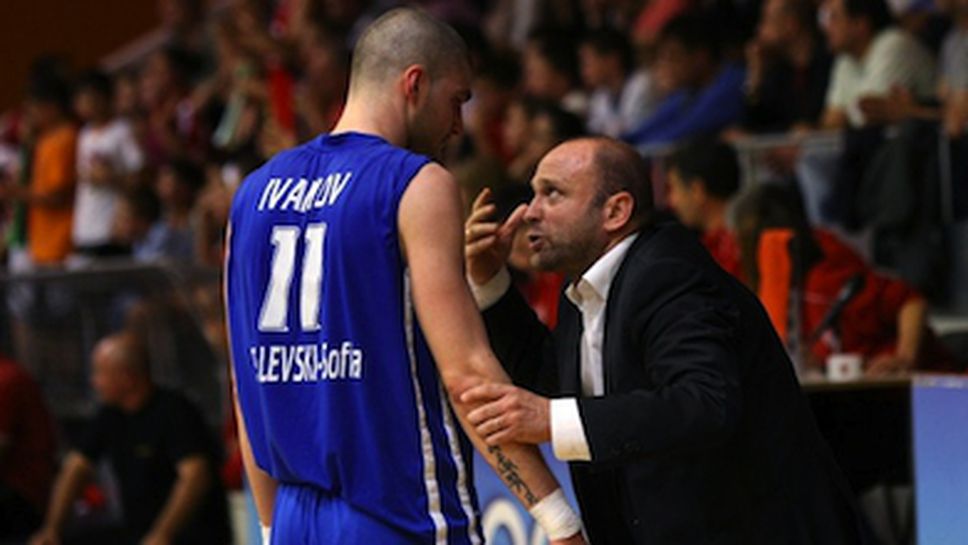 Тити Папазов: Един от братя Иванови ще е капитан на България