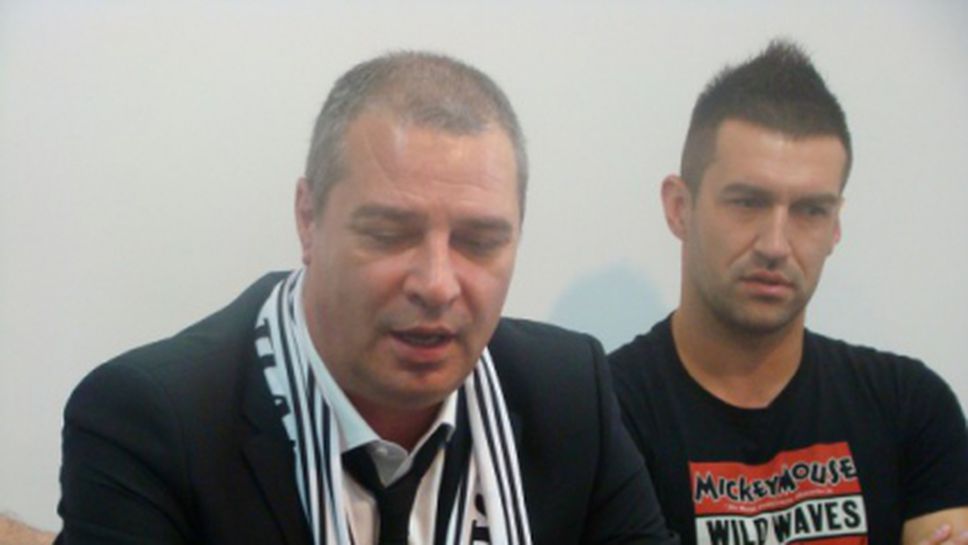 Локо (Пд) представи новия треньор, Камбуров се завърна на "Лаута"