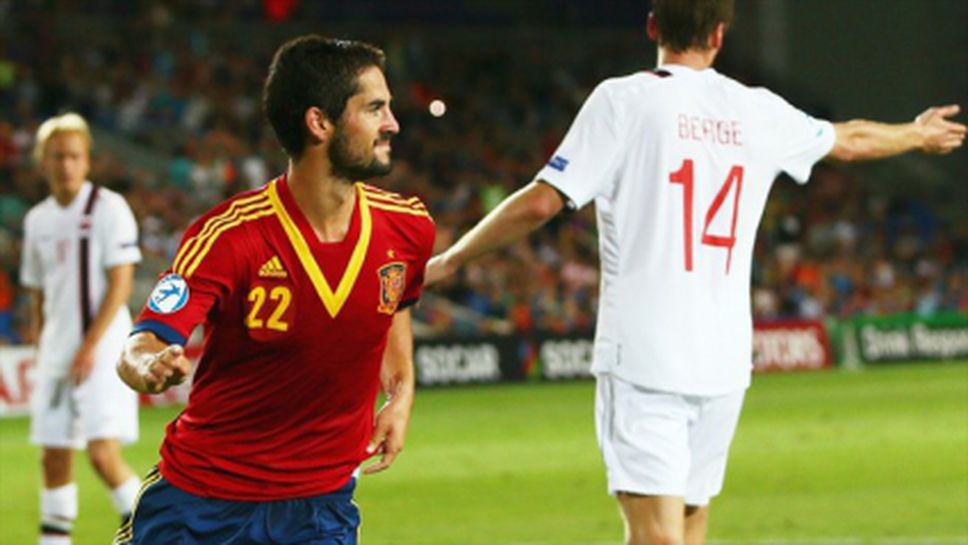 Испания се справи с Норвегия и е на финал на европейското за младежи (видео)