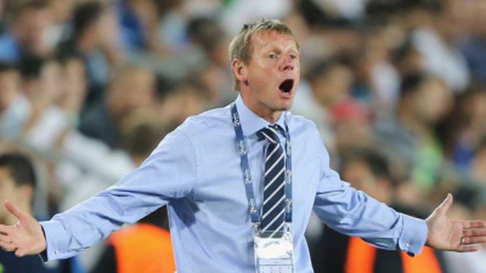 Англия освободи Стюърт Пиърс